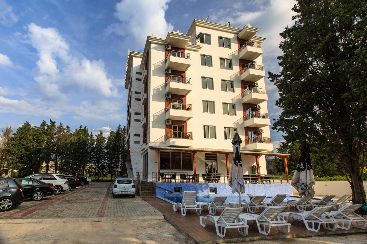 Hotel Hoti II Ulcinj Exterior photo